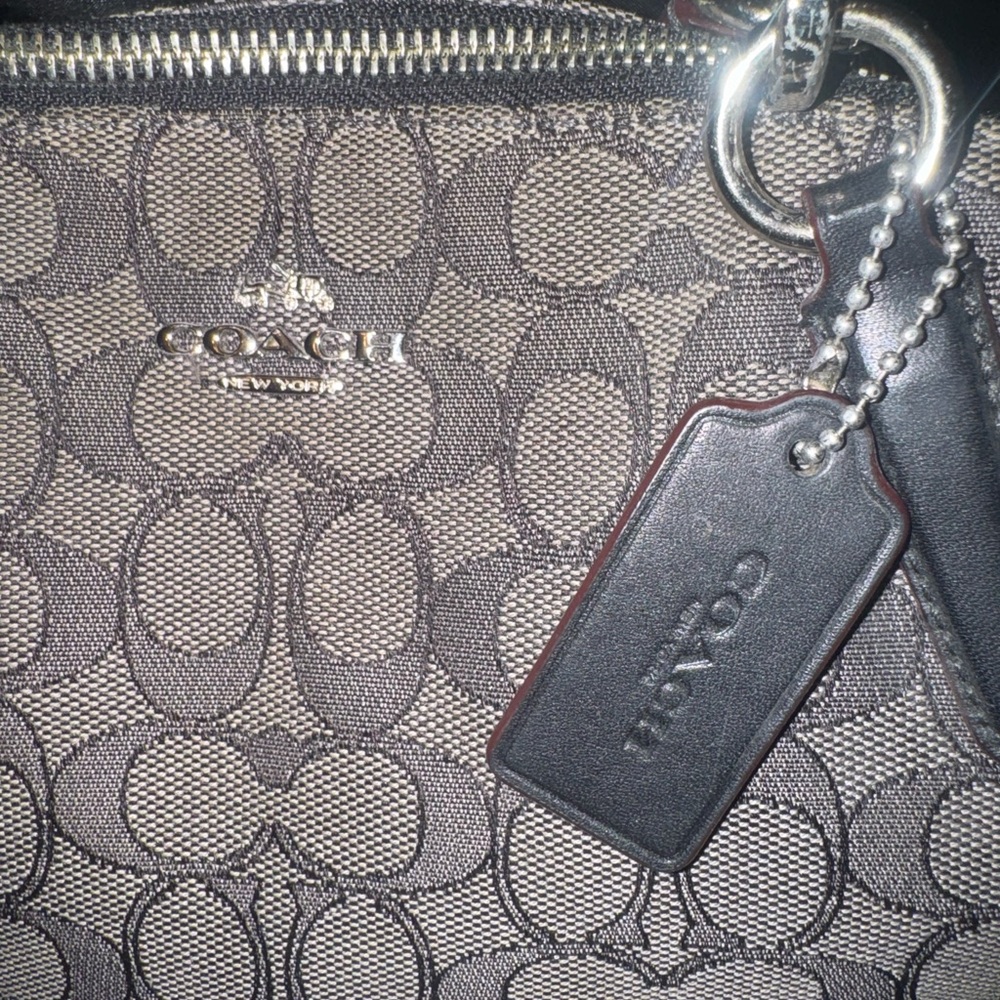 Coach Black and Gray Signature Shoulder Bag - Picture 7 of 8
